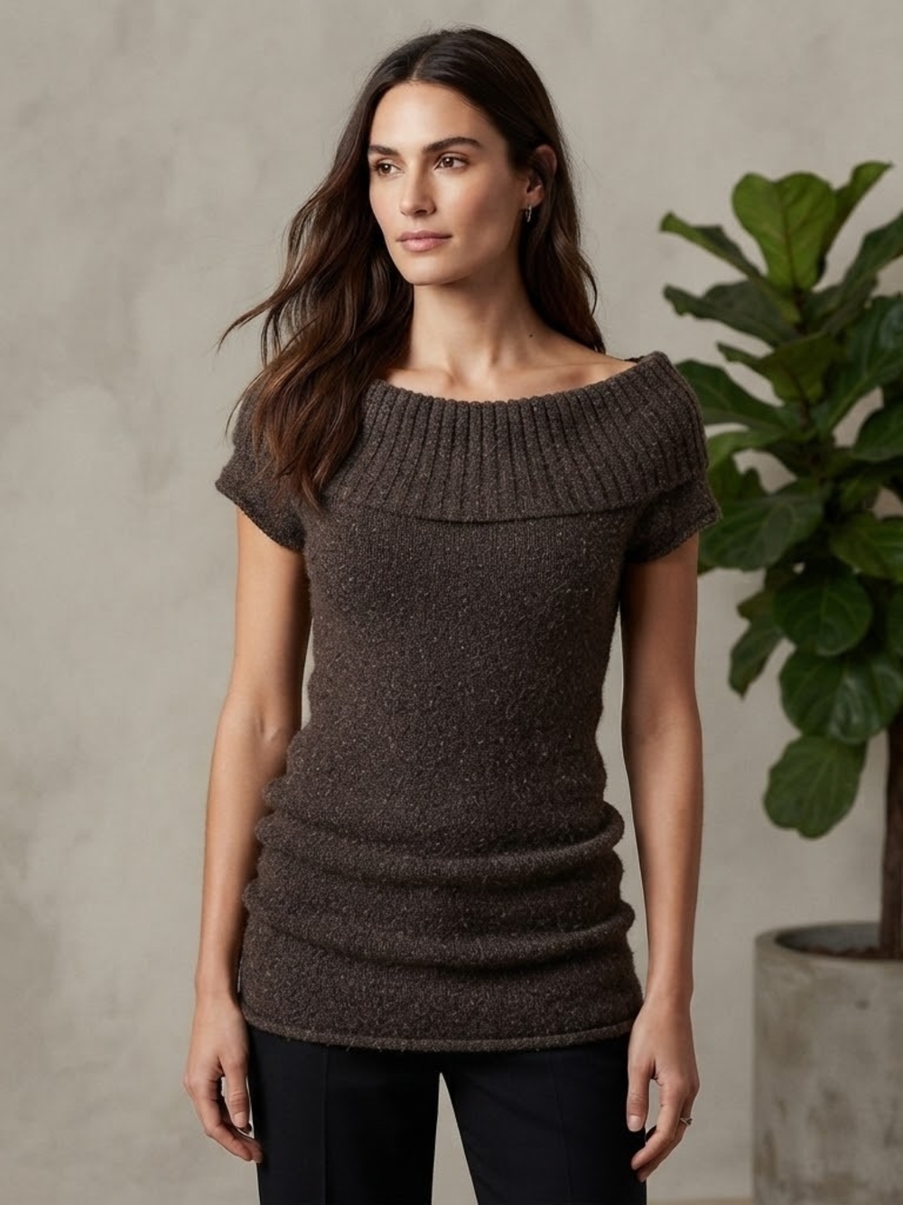 BCBGMaxAzria Dark Brown Off-the-Shoulder Short Sleeve Sweater Size Small